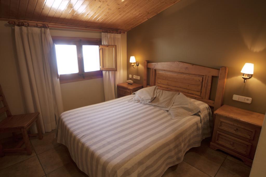 Hotel Sant Roc Camprodon Bagian luar foto