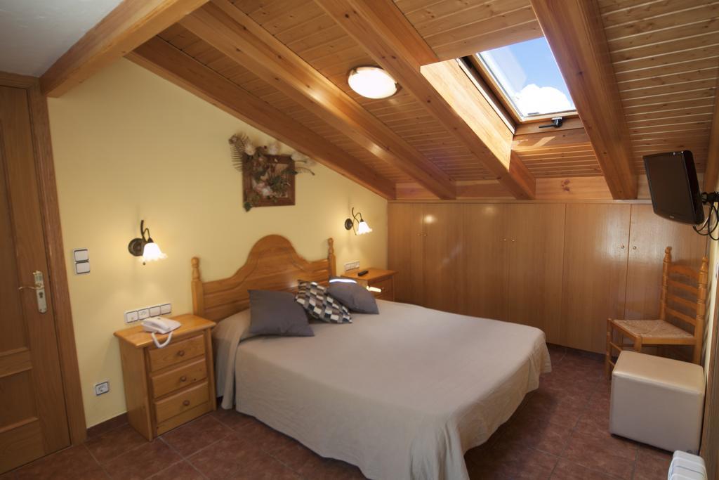 Hotel Sant Roc Camprodon Bagian luar foto