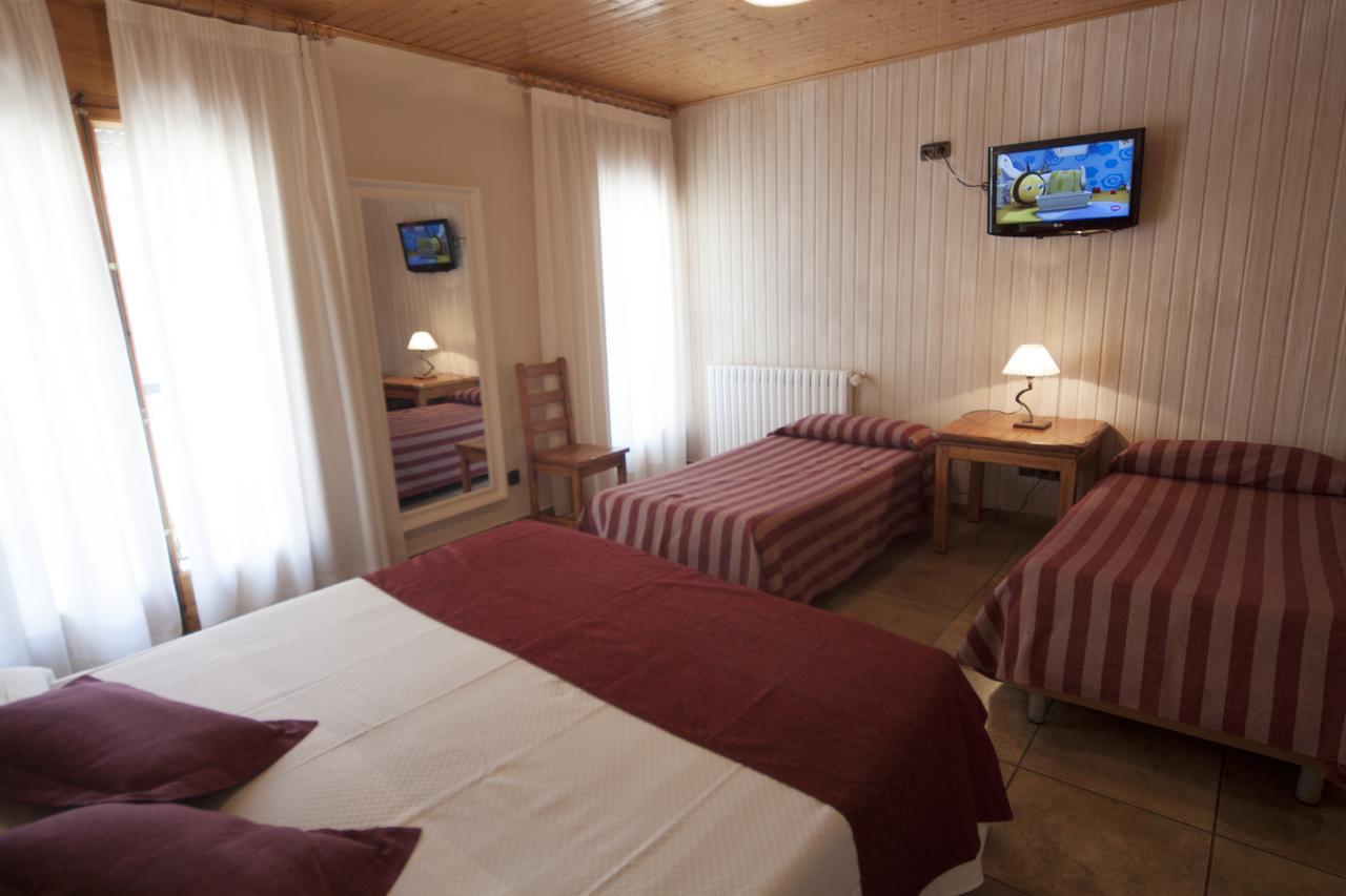 Hotel Sant Roc Camprodon Bagian luar foto